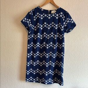 Chic Navy and White Patterned Mini Dress